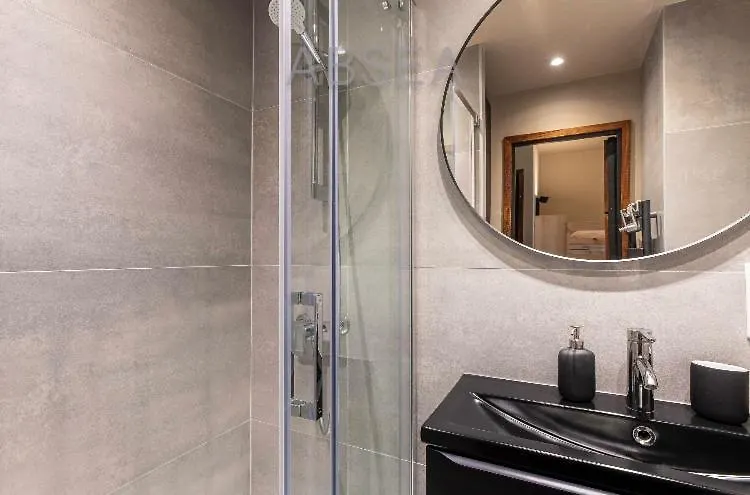 Studio 4 Personnes Belles Terres Nice , Piscine Apartment
